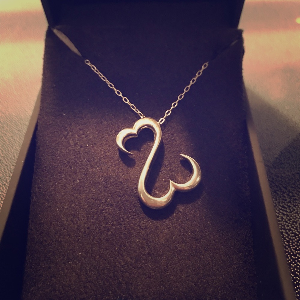 Kay Jewlers Open heart sterling silver necklace!